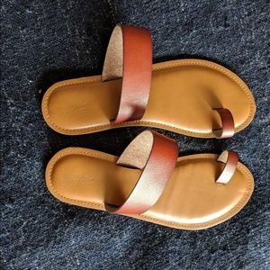 Camel Colored Single Toe Sandal